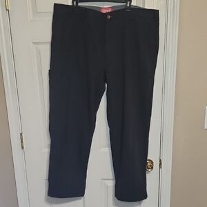 Coleman Black Cargo Pants with Practical Design